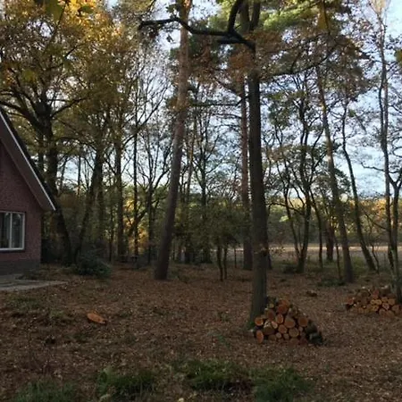 Vakantiewoning Met Vrij Uitzicht Aan De Rand Van Natuurgebied 't Zand. Holiday home